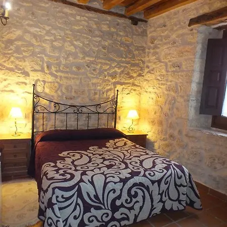 Las Casas Del Duraton Uruenas