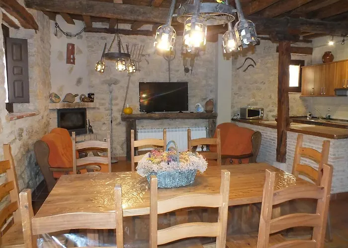 Casas Del Duraton Uruenas