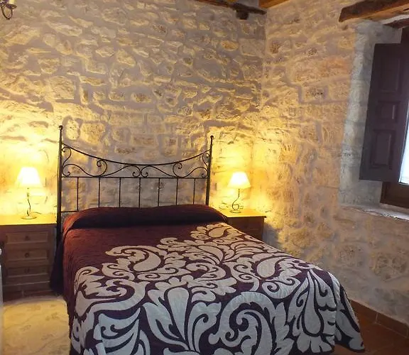 Casas Del Duraton Uruenas